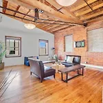 4K Sqft Loft Gym, Tv Wall, Pool, Table Ping Pong