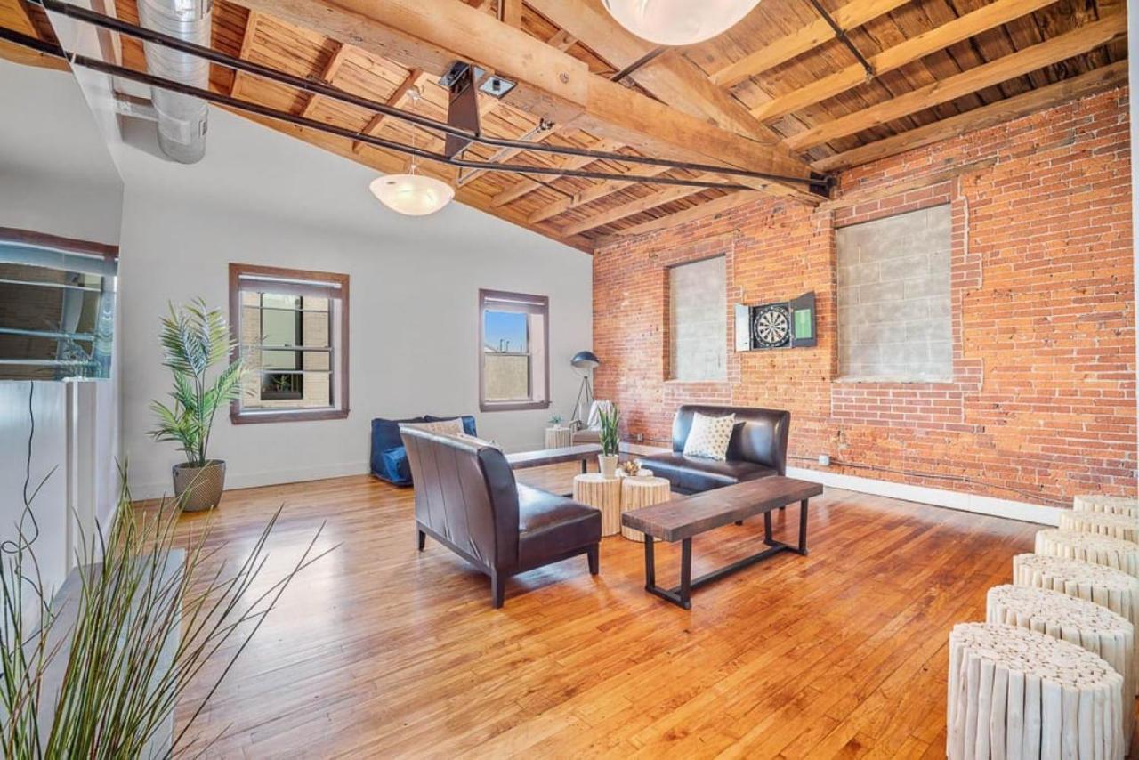 4k Sqft Loft Gym, Tv Wall, Pool, Table Ping Pong Holiday home *