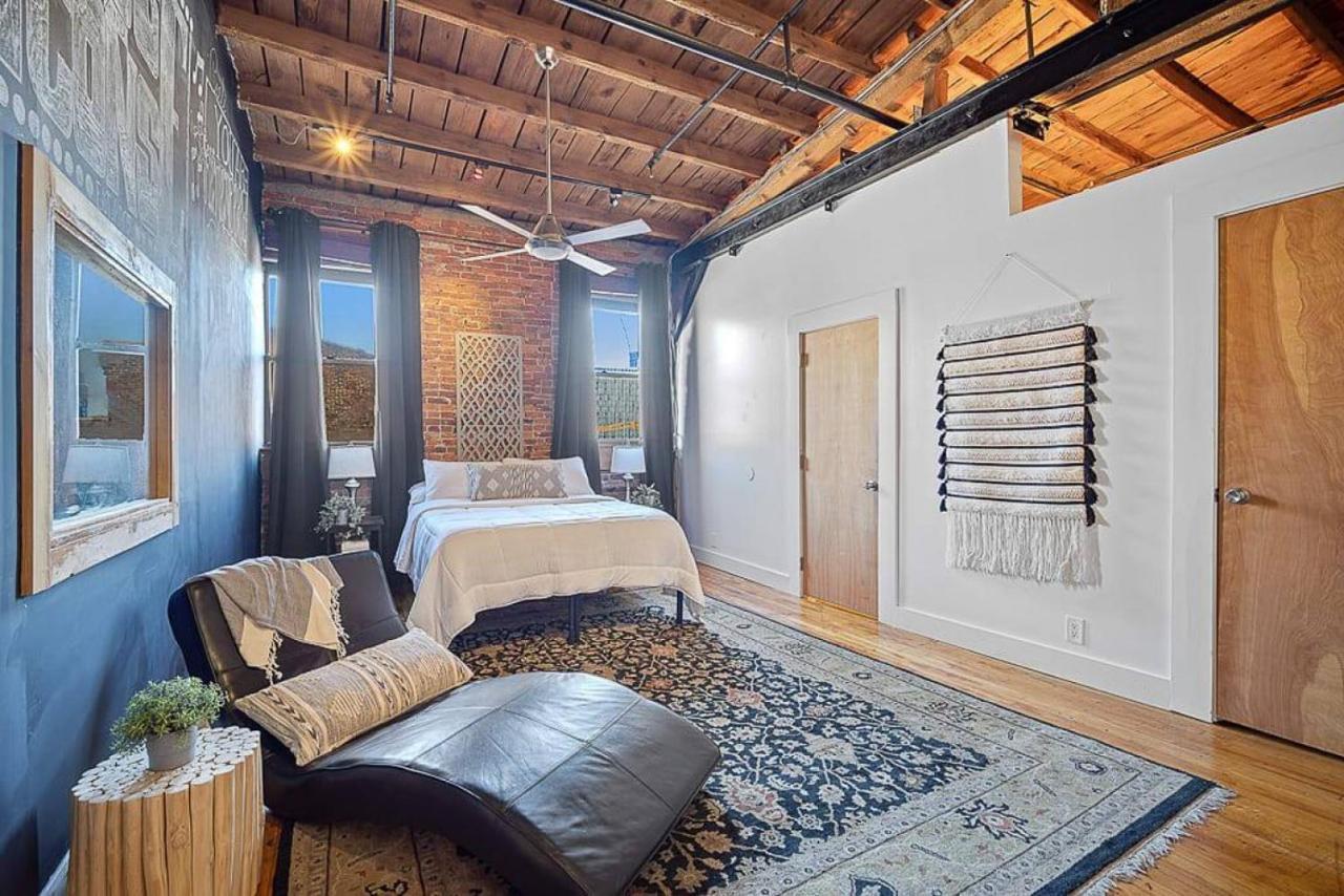 4k Sqft Loft Gym, Tv Wall, Pool, Table Ping Pong * Philadelphia